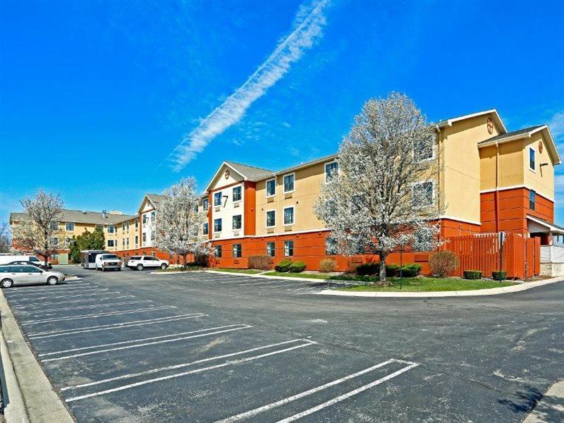 Suburban Studios Auburn Hills - Detroit Exterior photo