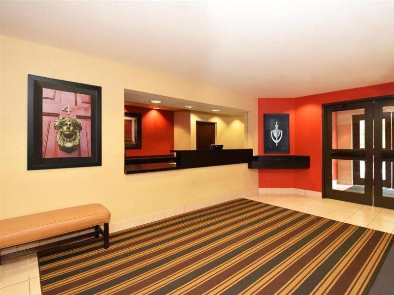 Suburban Studios Auburn Hills - Detroit Exterior photo